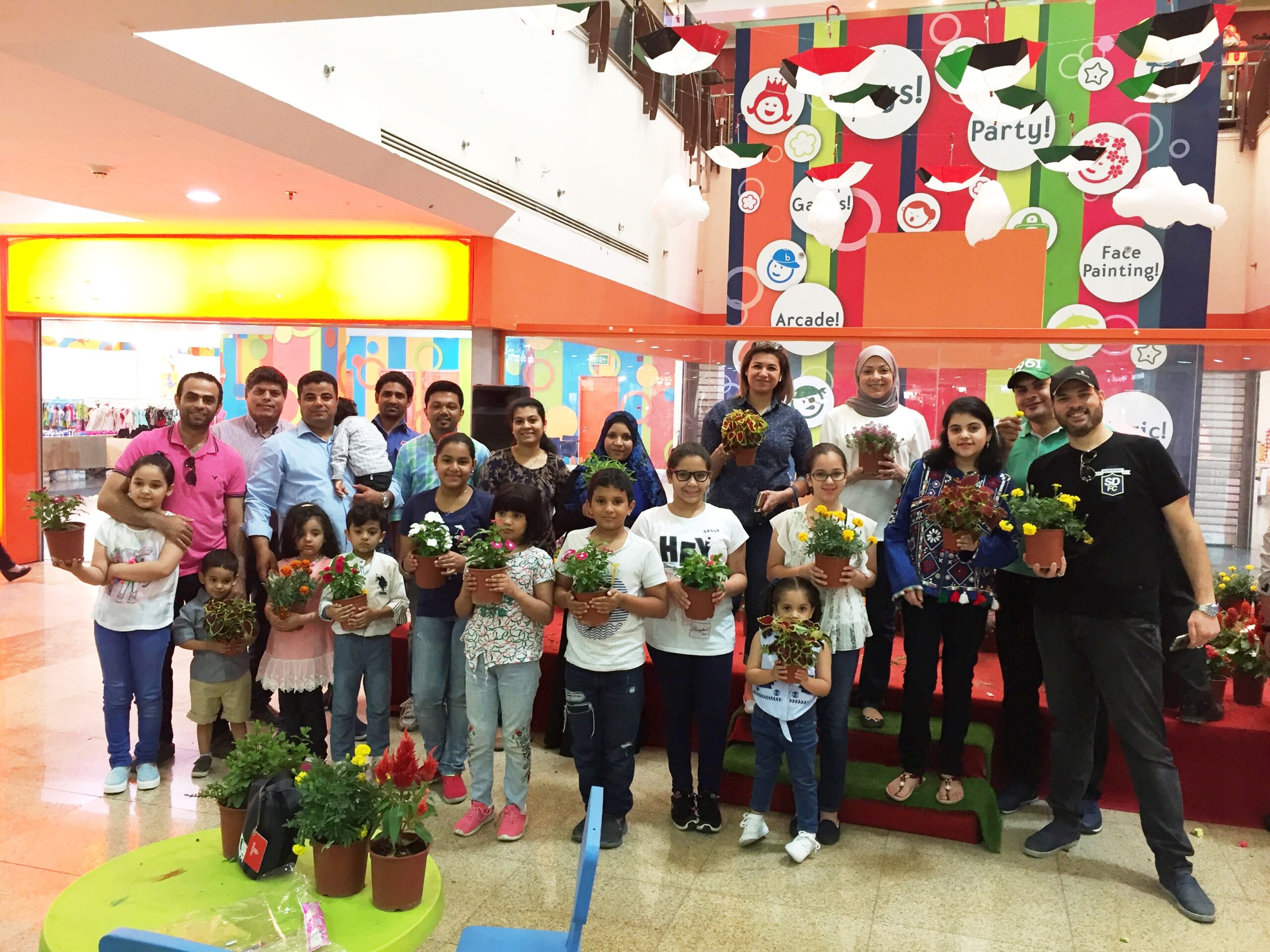 يوباك تحتفل باليوم العالمي للأرض مع الأطفال في ديسكفري مول